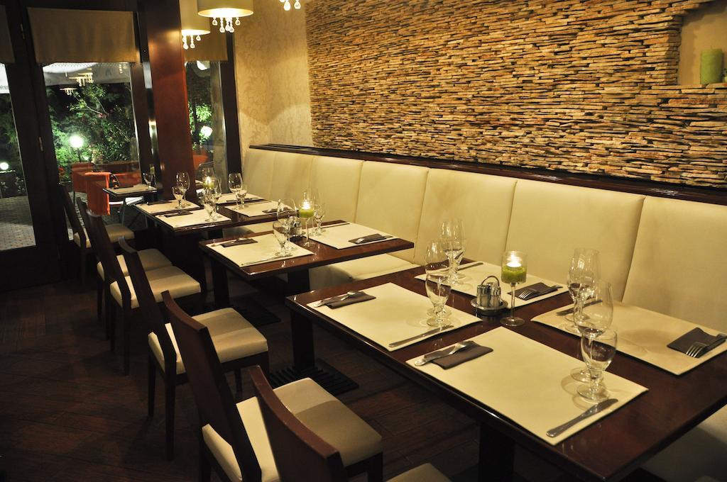 دوناكيزي Part Cafe Residence المظهر الخارجي الصورة